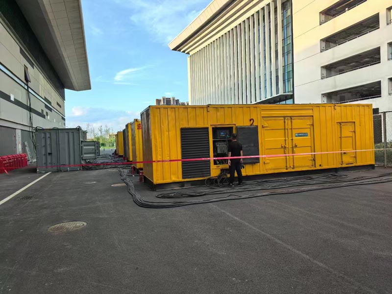 池州柴油发电机冬季保养注意事项？